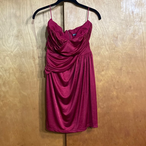 Express Red Mini Strapless Dress size Medium - Picture 1 of 4